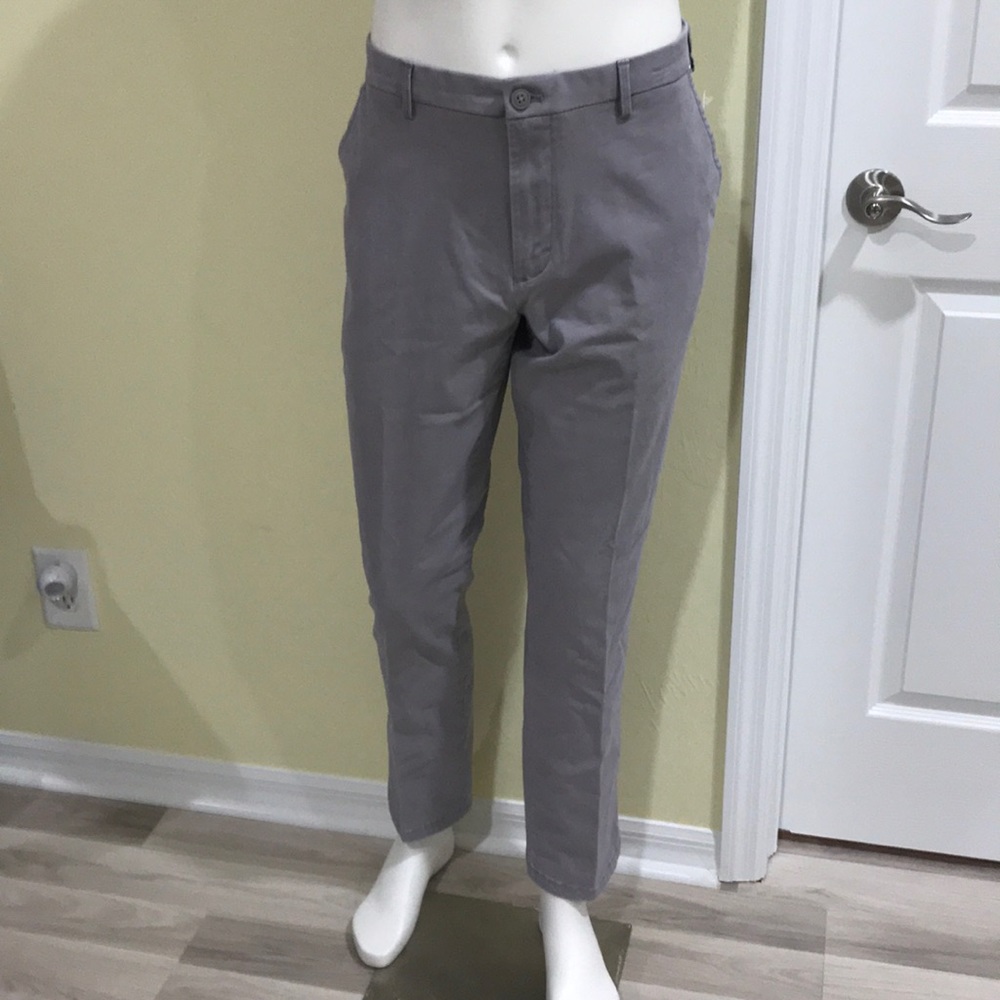 IZOD saltwater stretch chino